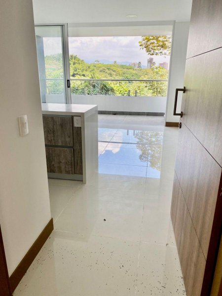 Apartamento en Venta en ciudad jardin Cali, Valle del Cauca