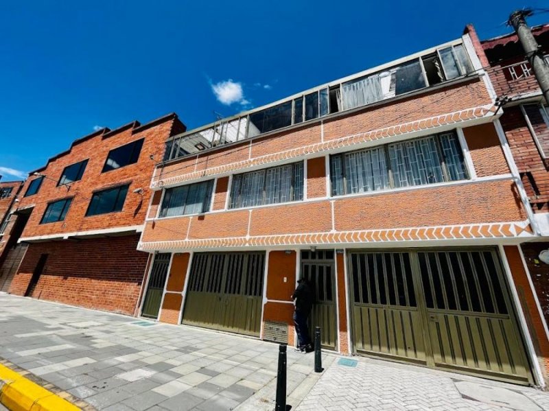 Casa en Venta en la cabaña celestino mutis Barrios Unidos, Bogota D.C