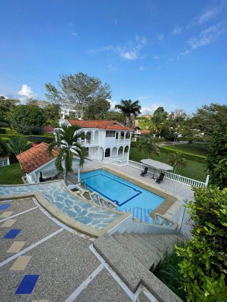 Foto Casa en Venta en carmen de apicala, Girardot, Cundinamarca - $ 950.000.000 - CAV212794 - BienesOnLine