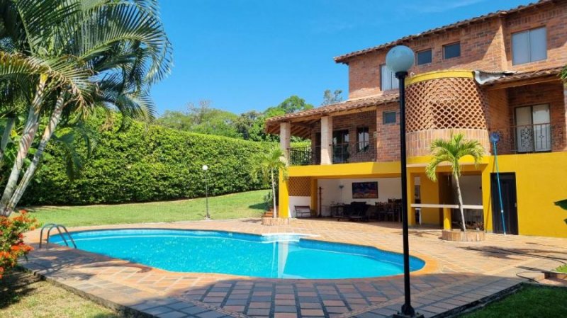 Casa en Venta en GUAYACANES San Jerónimo, Antioquia