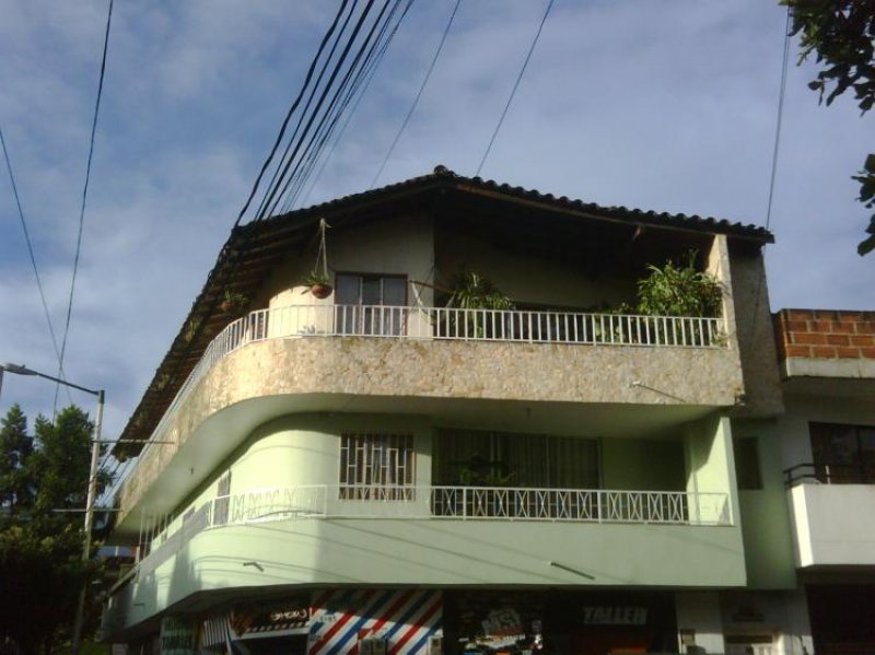 Foto Casa en Venta en Las Margaritas, Envigado, Antioquia - $ 180.000.000 - CAV25132 - BienesOnLine