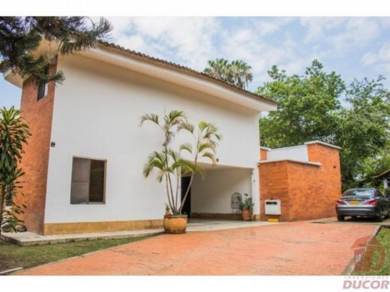 Casa en Venta en el Condominio Marañón cali, Valle del Cauca