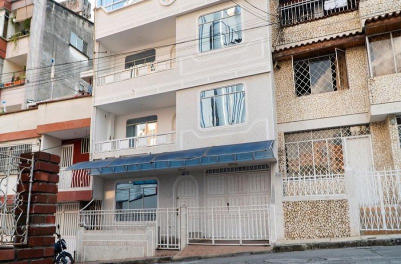 se vende casa en el diamante 1