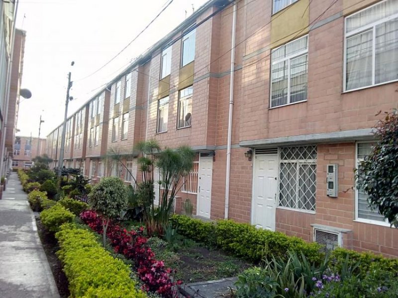 Casa en Venta en PUEBLO NUEVO CASAS 2 Fontibón, Bogota D.C