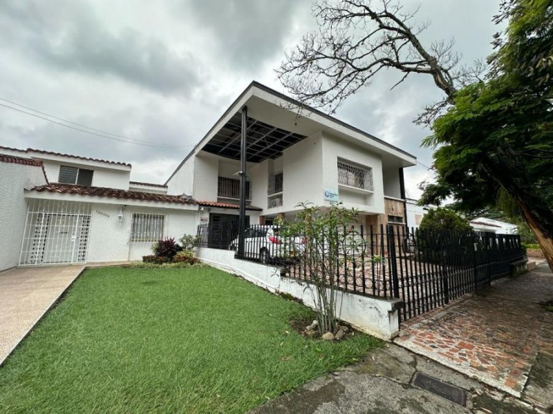 Casa en Venta en Ciudad Jard Cali, Valle del Cauca