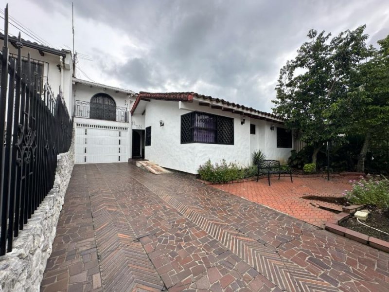 Casa en Venta en Ciudad Jard Cali, Valle del Cauca