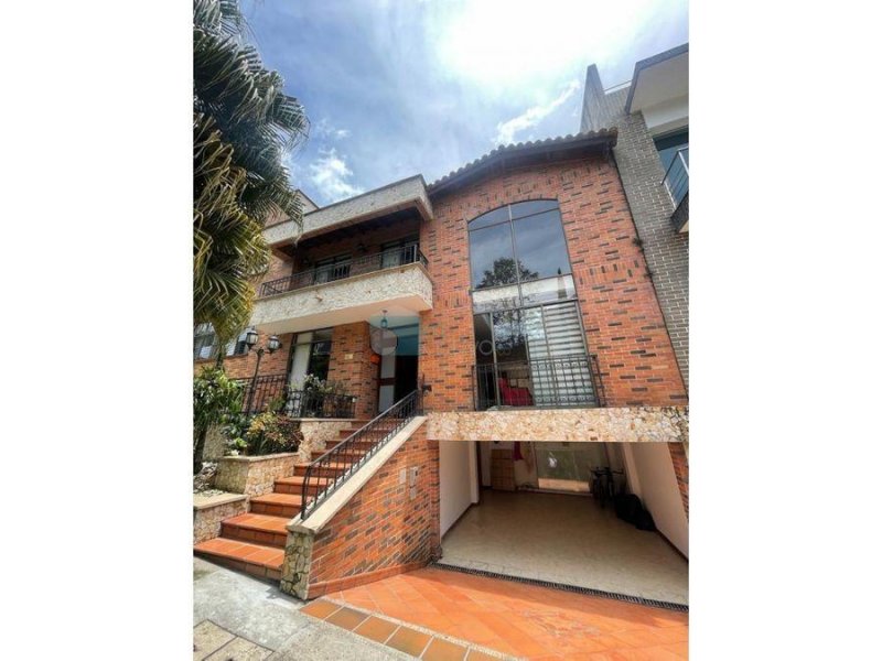 VENTA CASA UNIFAMILIAR EN SAN JOSE, SABANETA