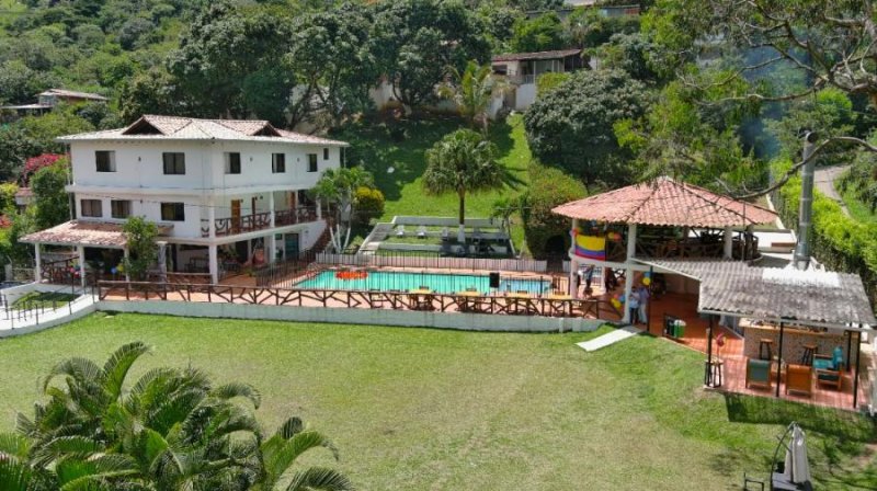 Hotel en Venta en Vereda Ancon 1 Copacabana, Antioquia